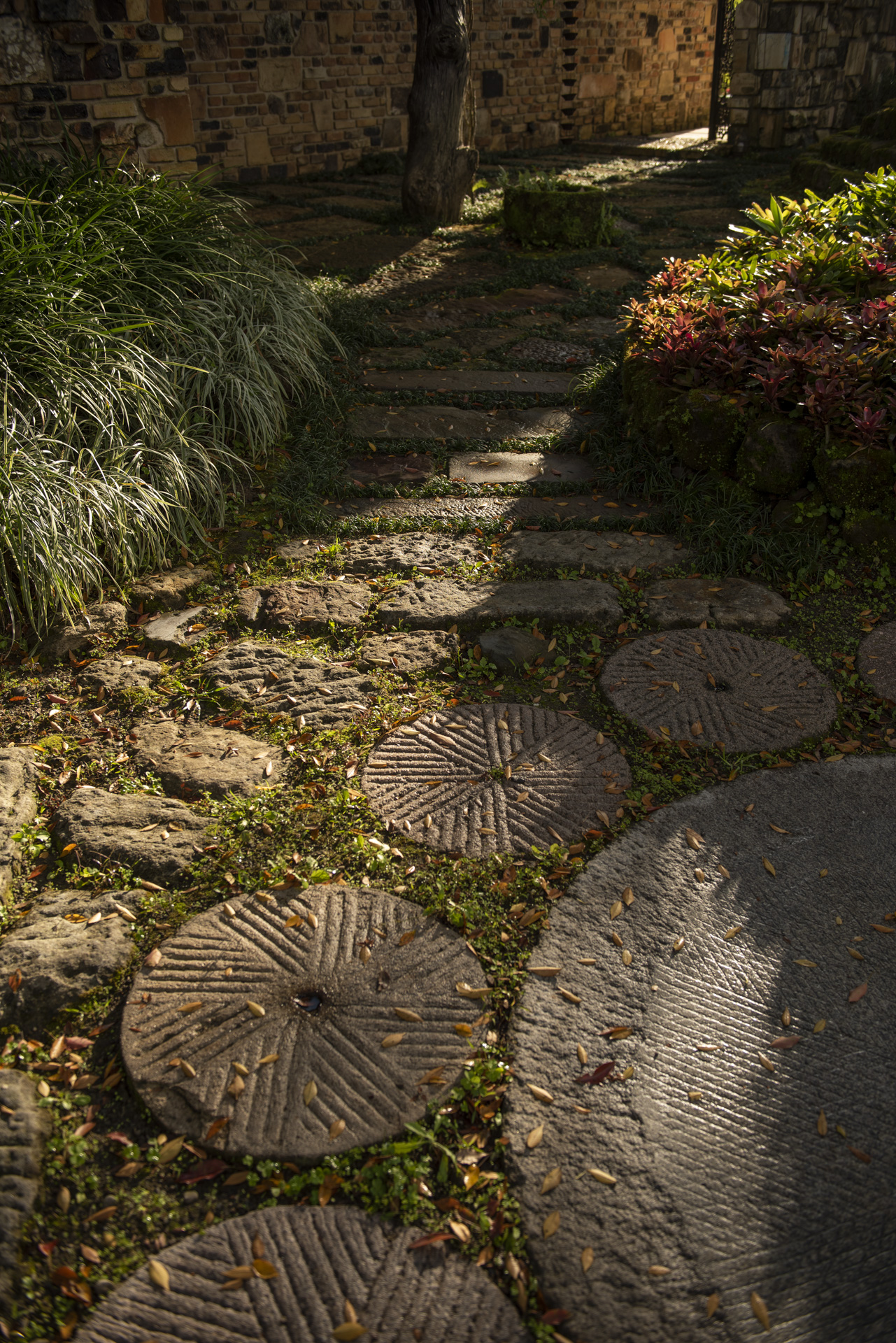 永續美學：在老石磨上行走的時光